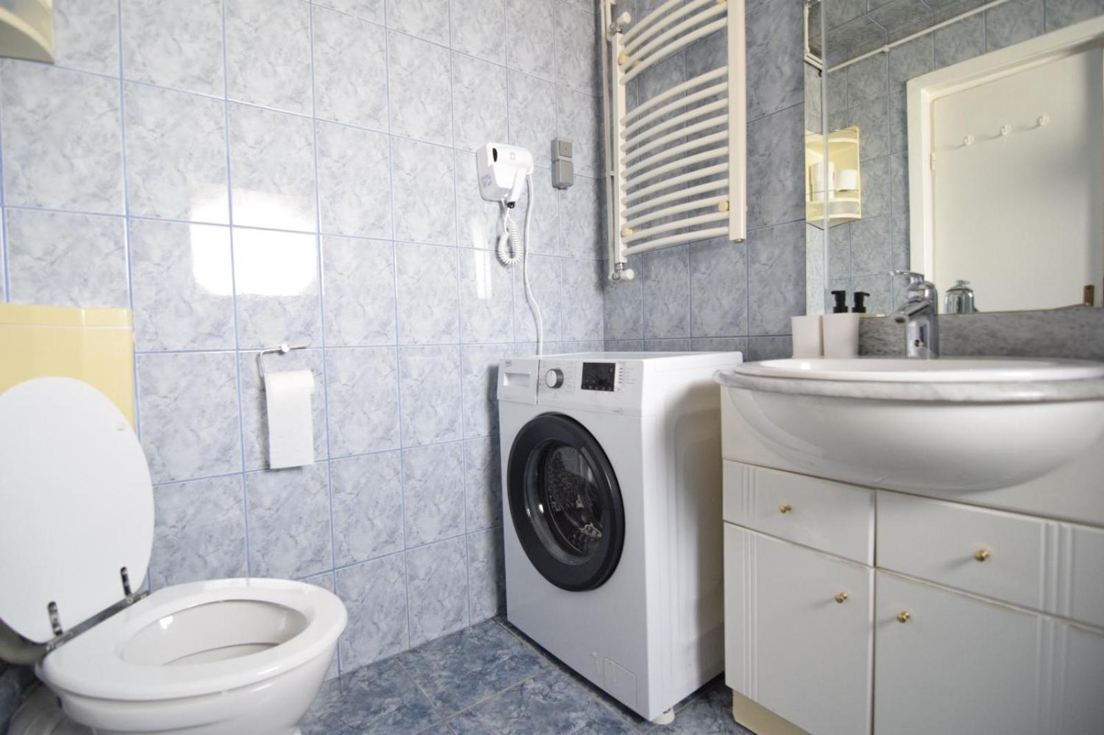 Eminescu 36 Apartment Bukares Bagian luar foto