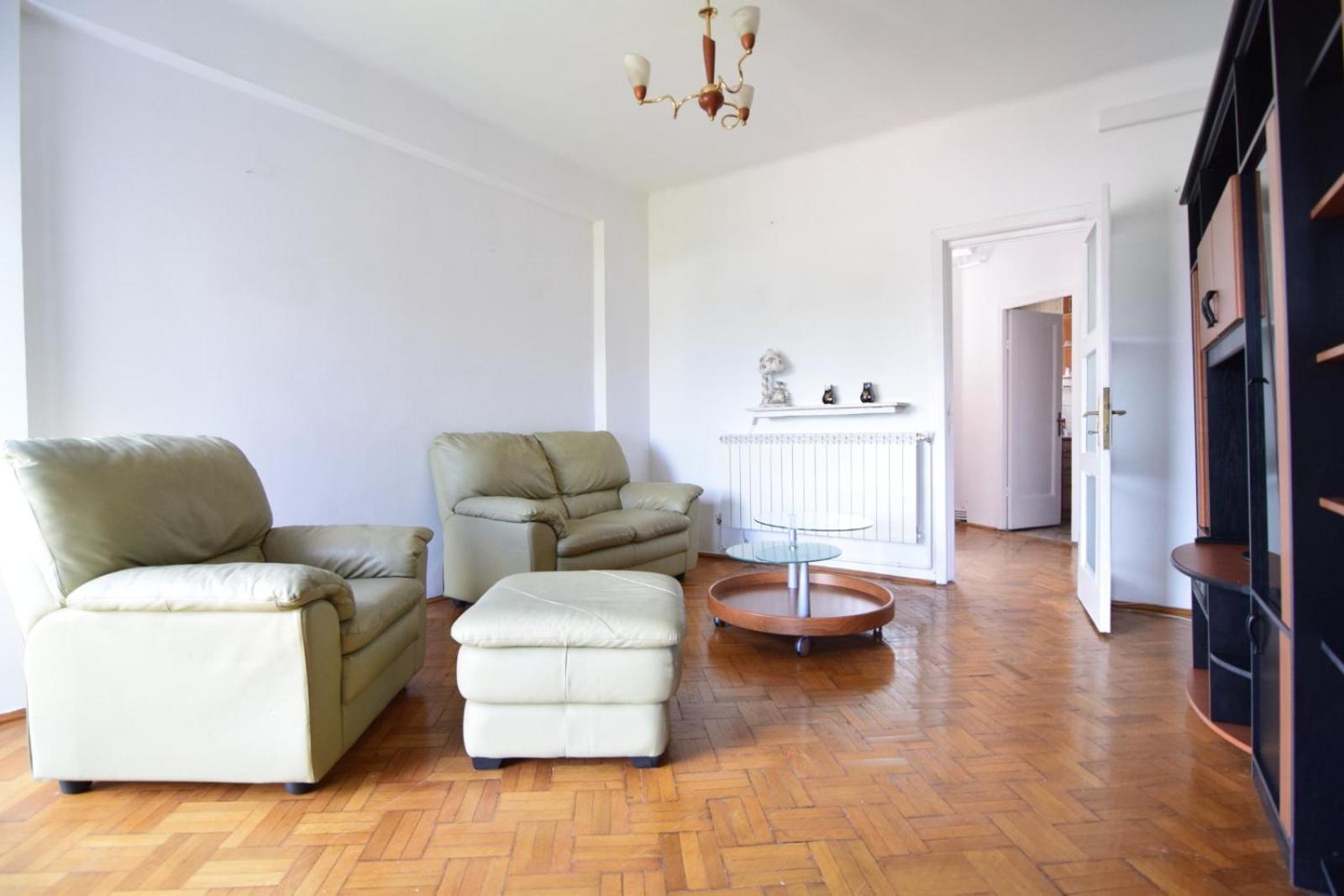 Eminescu 36 Apartment Bukares Bagian luar foto