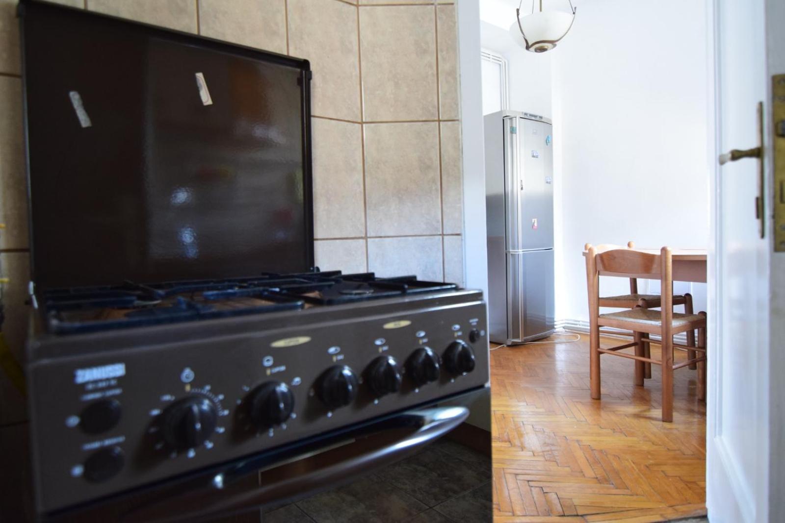 Eminescu 36 Apartment Bukares Bagian luar foto