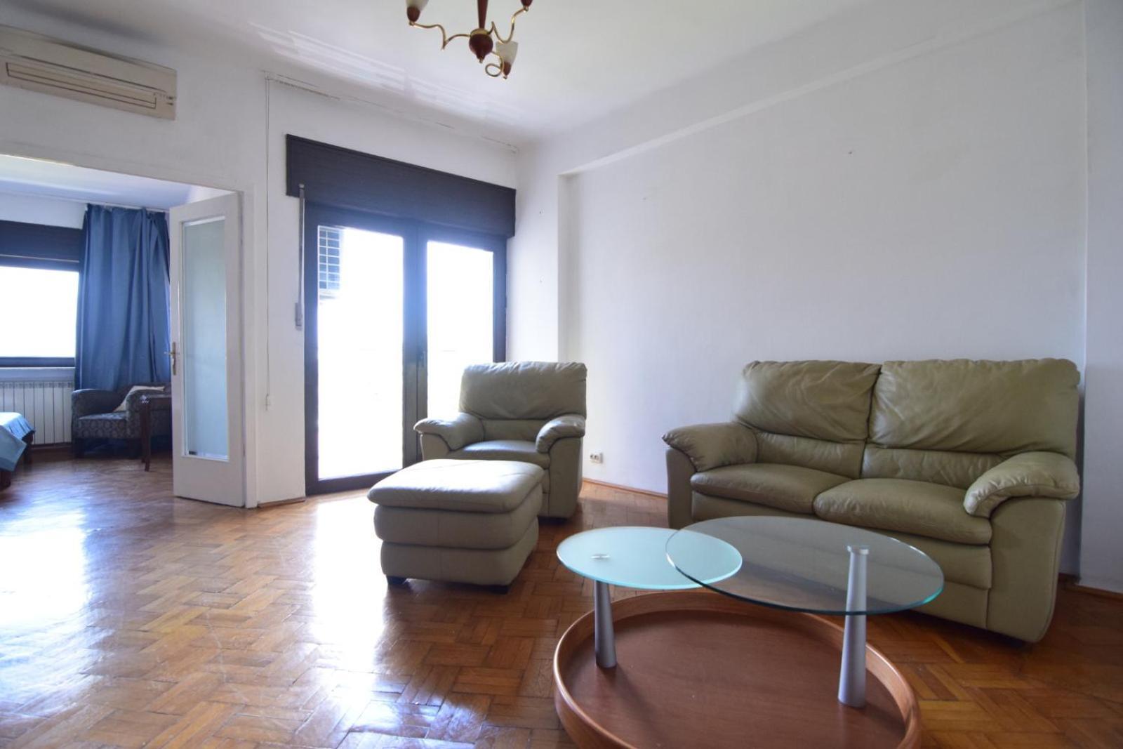 Eminescu 36 Apartment Bukares Bagian luar foto