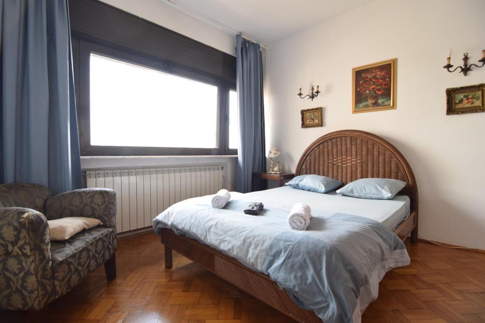 Eminescu 36 Apartment Bukares Bagian luar foto